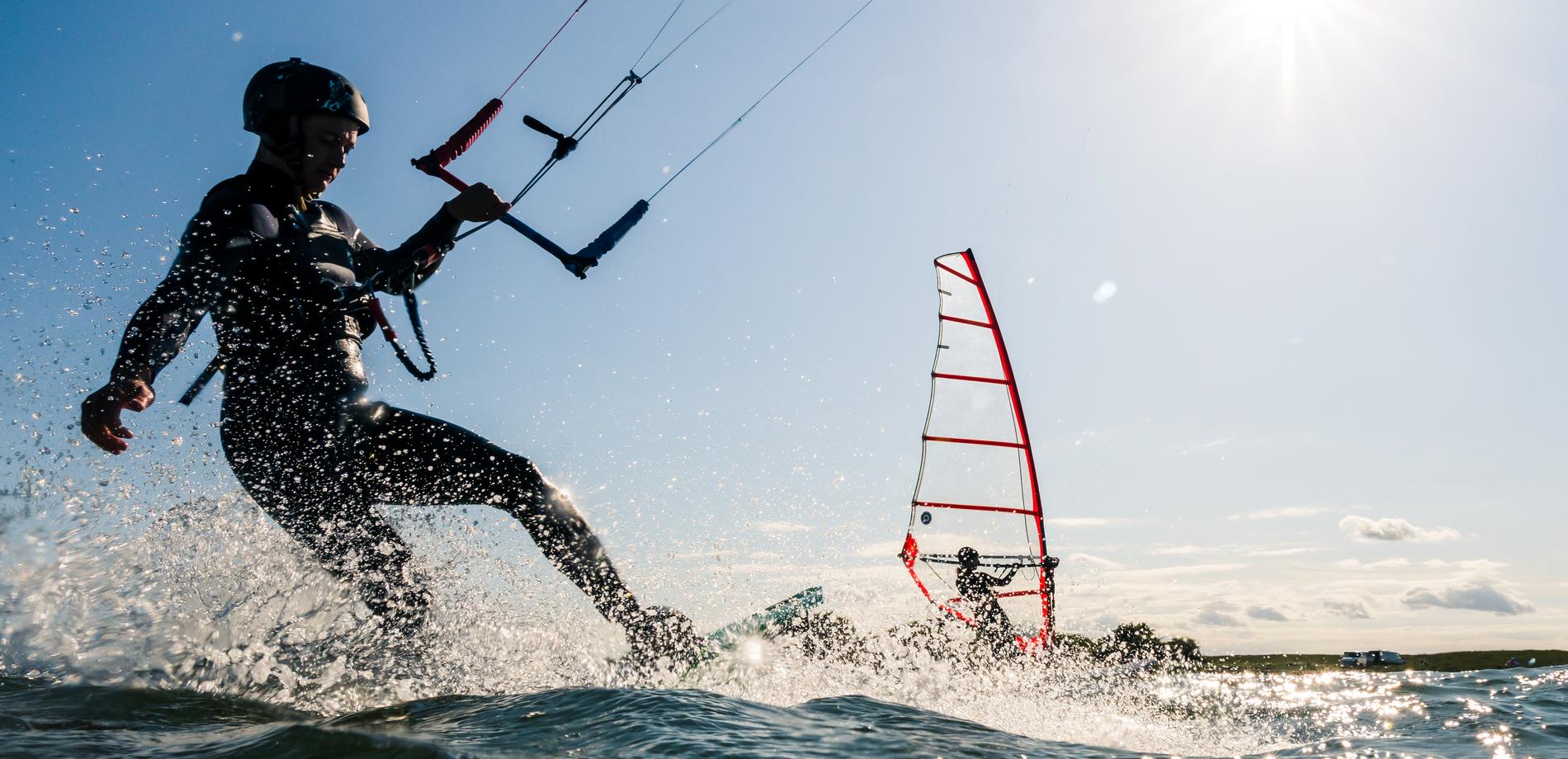 Kitesurf ou Windsurf